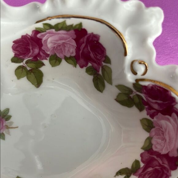 MZ Antique Roses Austria Porcelain handled Dish - Picture 6 of 7